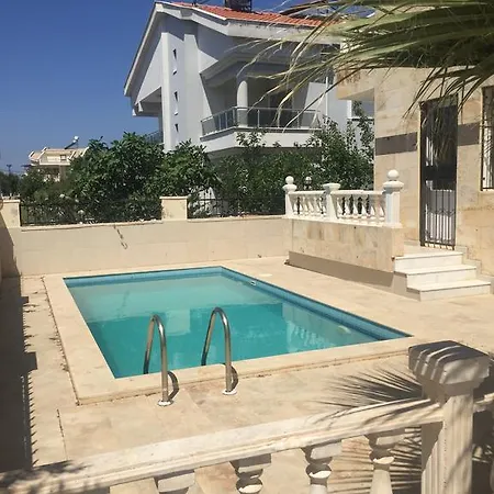 With Private Pool In Altinkum District Villa Didim