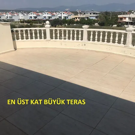 Villa With Private Pool In Altinkum District *